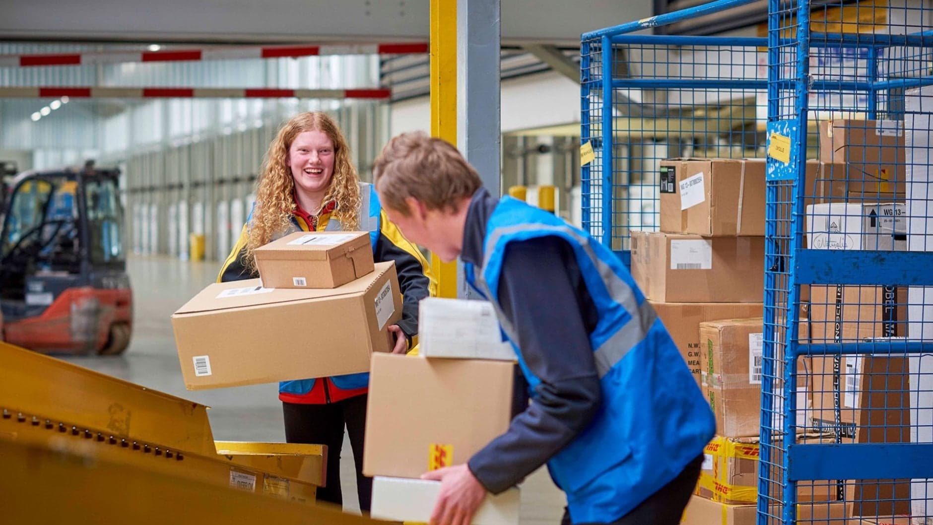 BBL studenten in warehouse