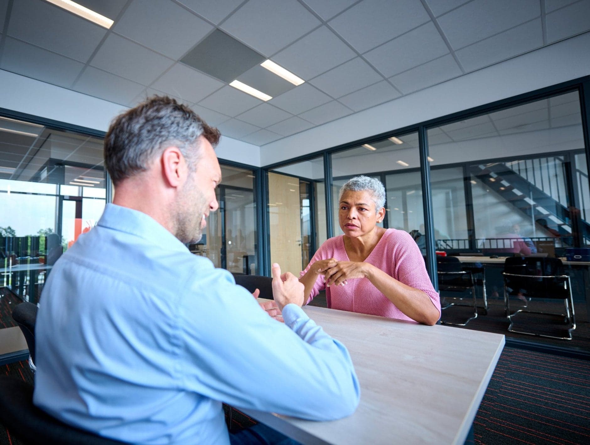 Stress op je werk in gesprek met werkgever