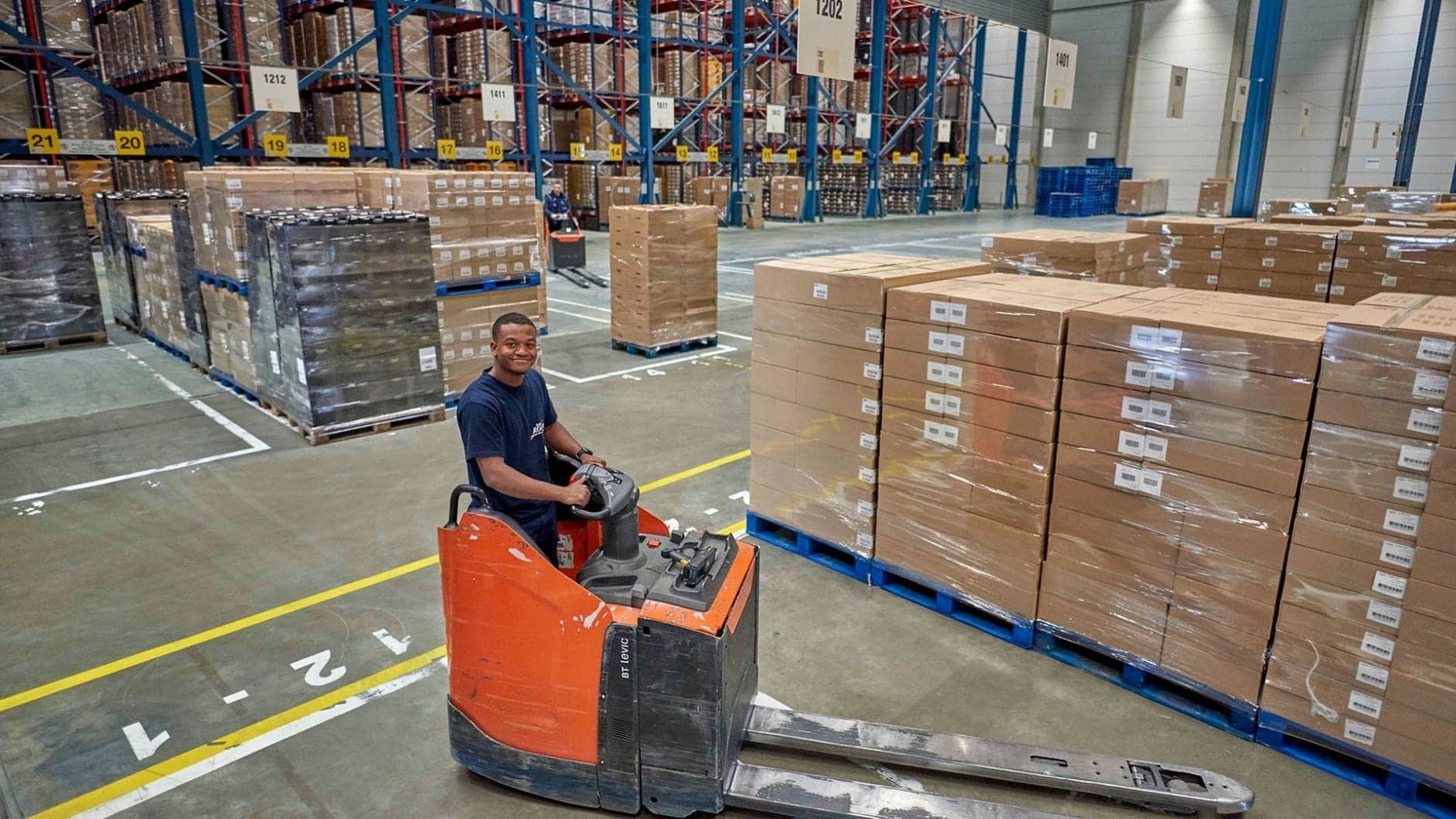 BBL-student Logistiek Medewerker in het magazijn
