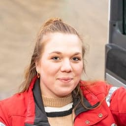 Vrachtwagenchauffeur Linda Bakker