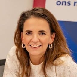 Portret Lianne Hovius-Hoegen, HR adviseur
