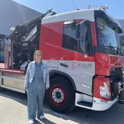 Jacowien Broekhuizen van Kuijf Logistics voor vrachtwagen