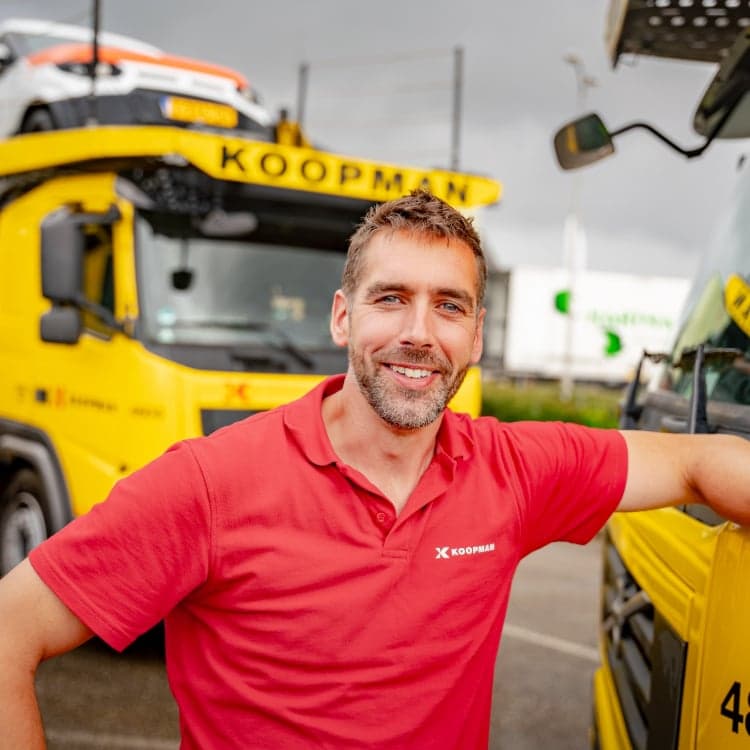 Vrachtwagenchauffeur Peter van Houte in de autotransport