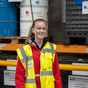 Logistiek medewerker Norah Kroonen