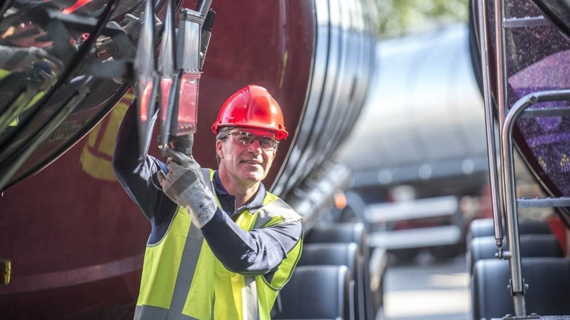 Vrachtwagenchauffeur tanktransport
