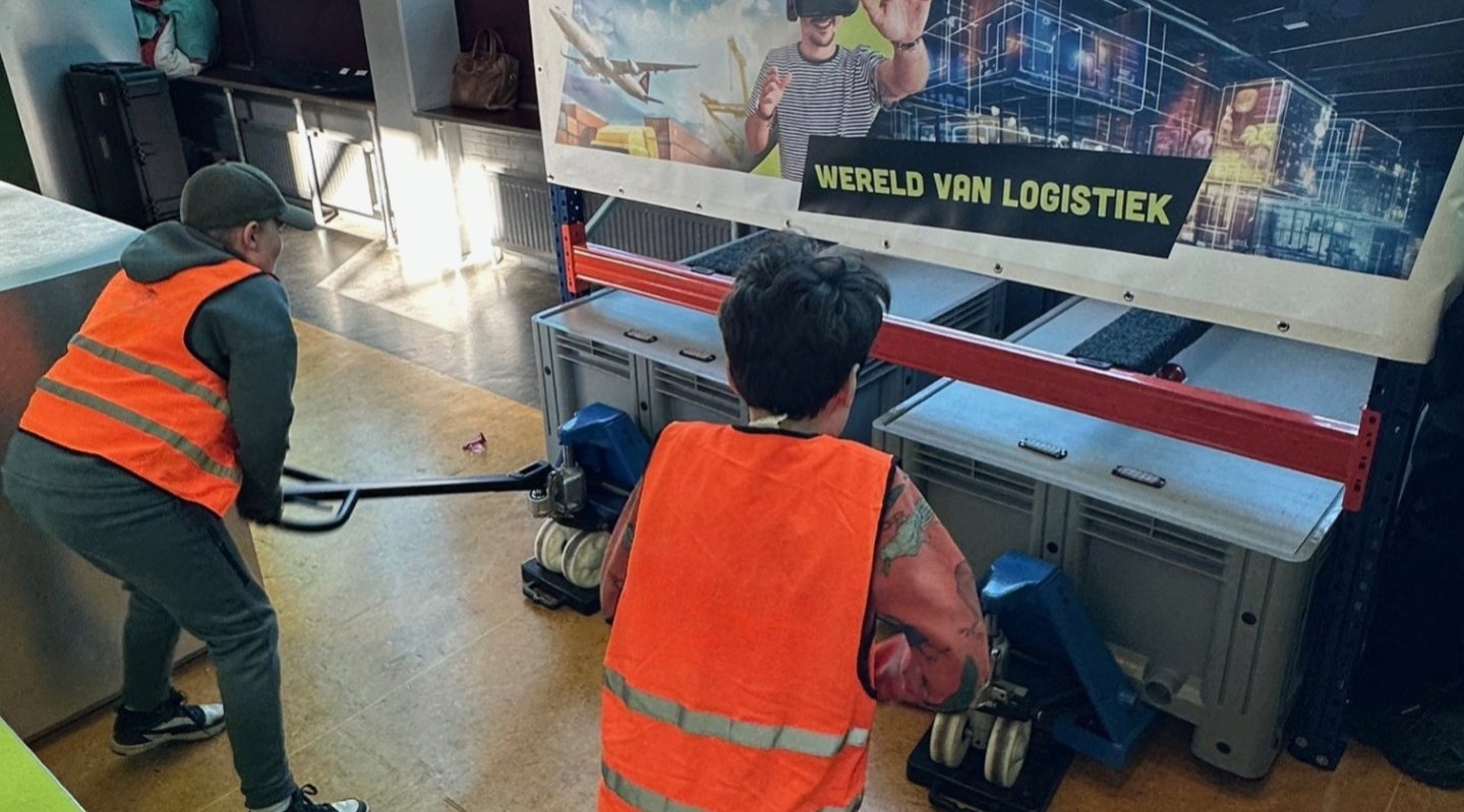 STL pompspel transport en logistiek