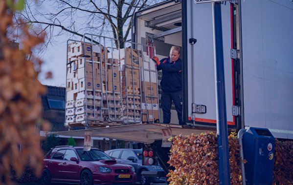 Veilig werken met rolcontainers in de transport en logistiek