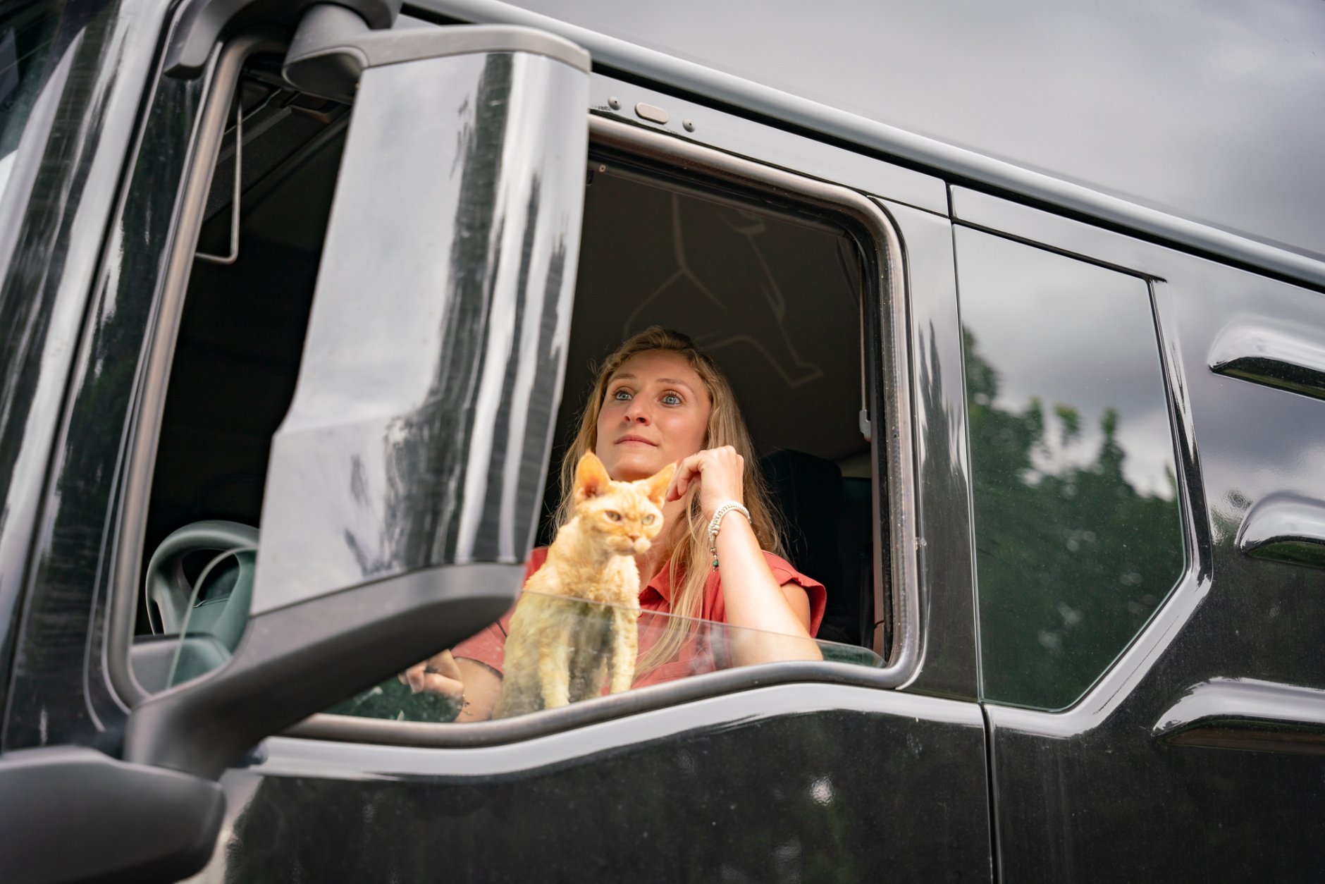 Internationaal vrachtwagenchauffeur Bo van Dijk in de transport en logistiek