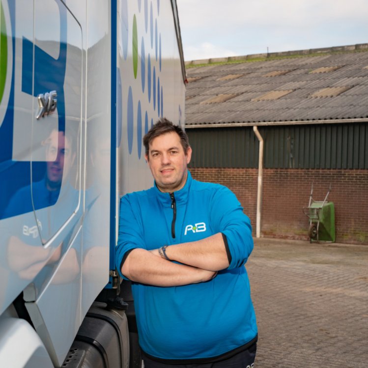 Vrachtwagenchauffeur Sebastiaan Schilstra Agrarisch Transport