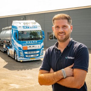 Vrachtwagenchauffeur tanktransport Bernardo