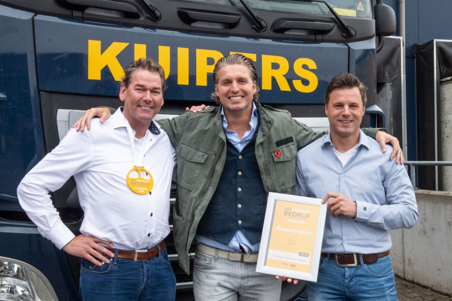 Afbeelding met Pieter van den Hoogenband