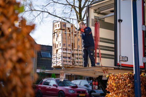 Veilig vervoeren van rolcontainers