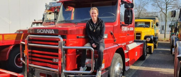 Michelle_Kuipers_vrachtwagen