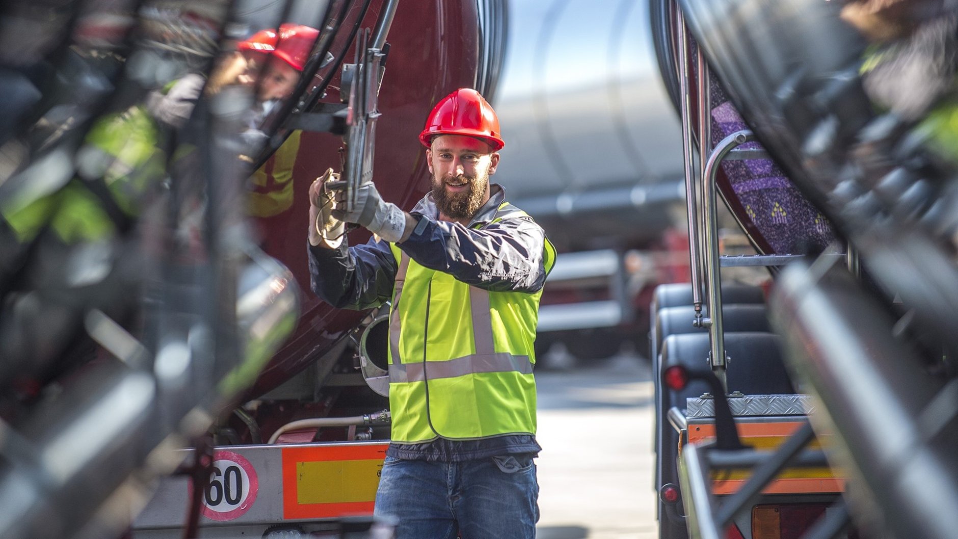 Vrachtwagenchauffeur tankvervoer