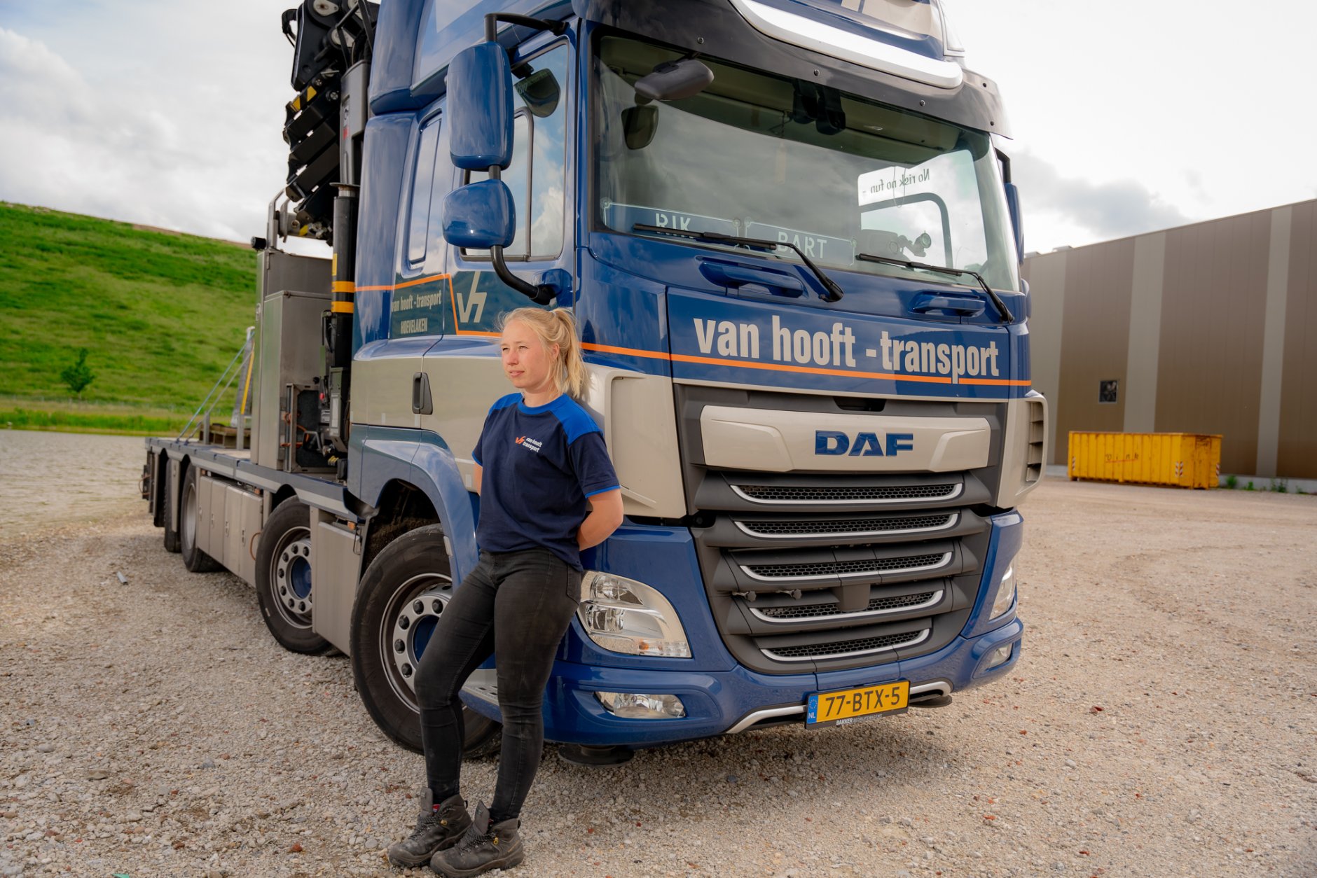 Vrachtwagenchauffeur Fabienne van de Pol