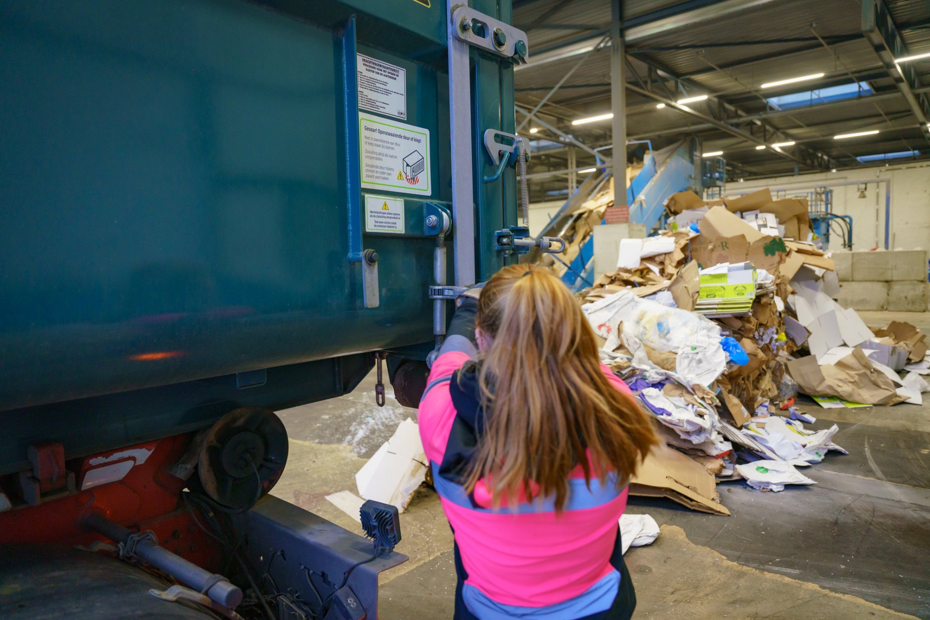 Paige Timmermans lost vrachtwagen origineel