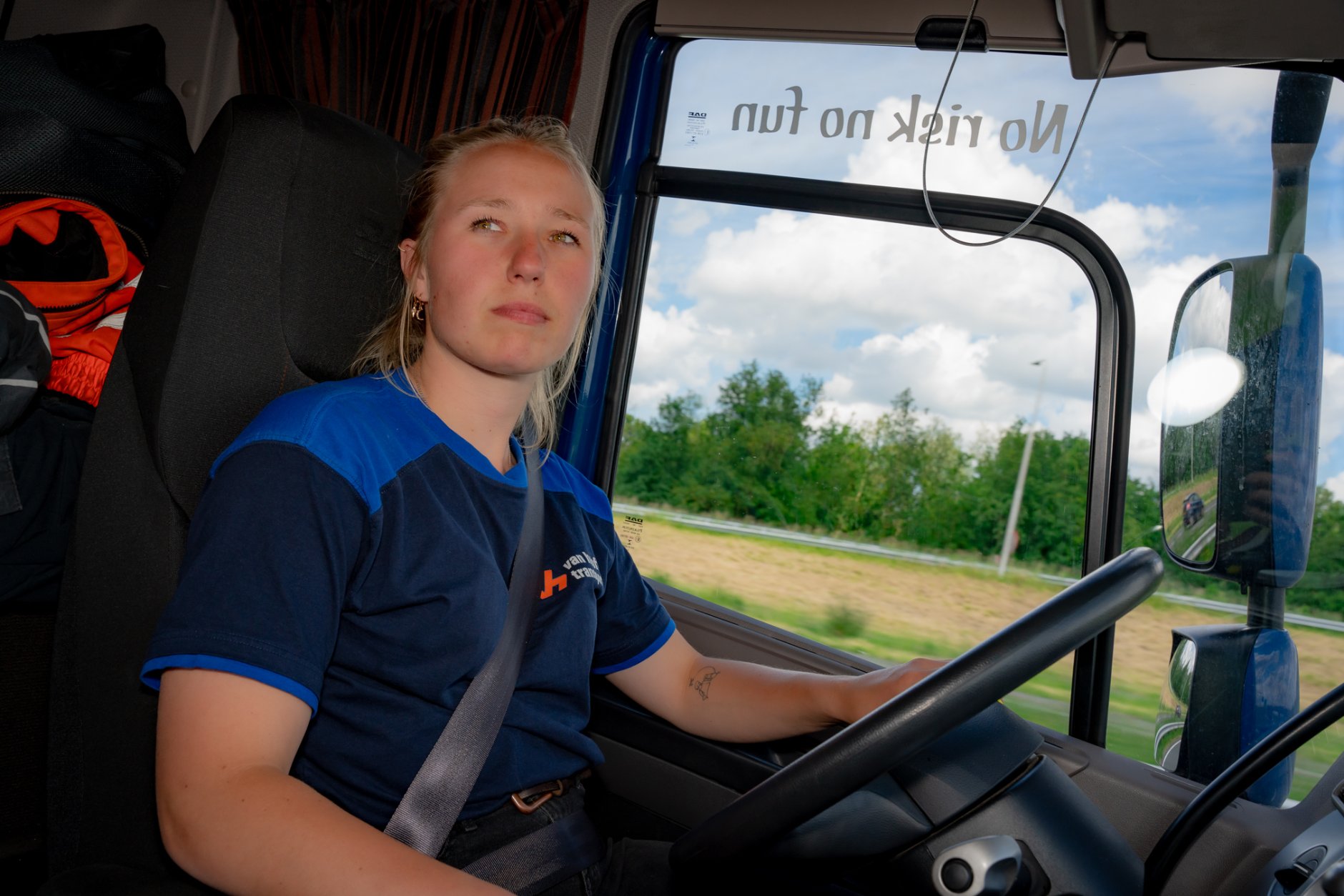 Vrachtwagenchauffeur Fabienne van de Pol
