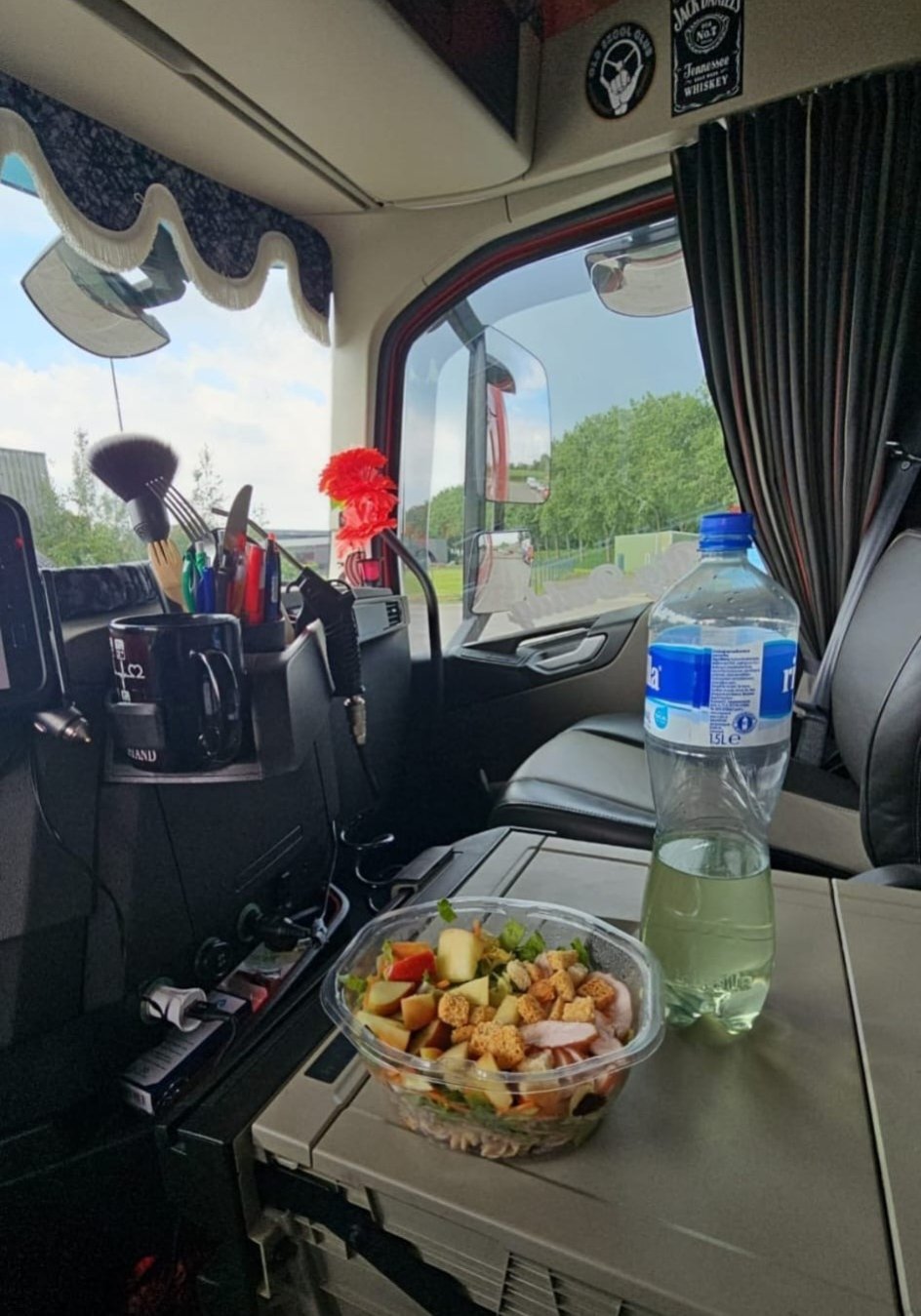 Douwe Haak doet afvaltraject in transport en logistiek