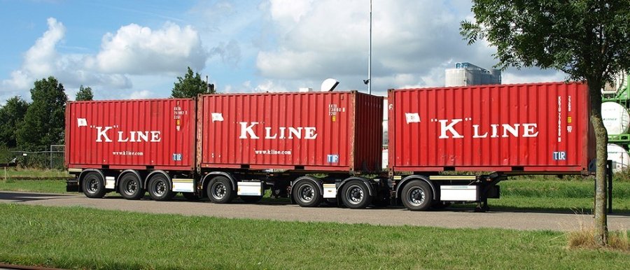 Werken in zeecontainer transport