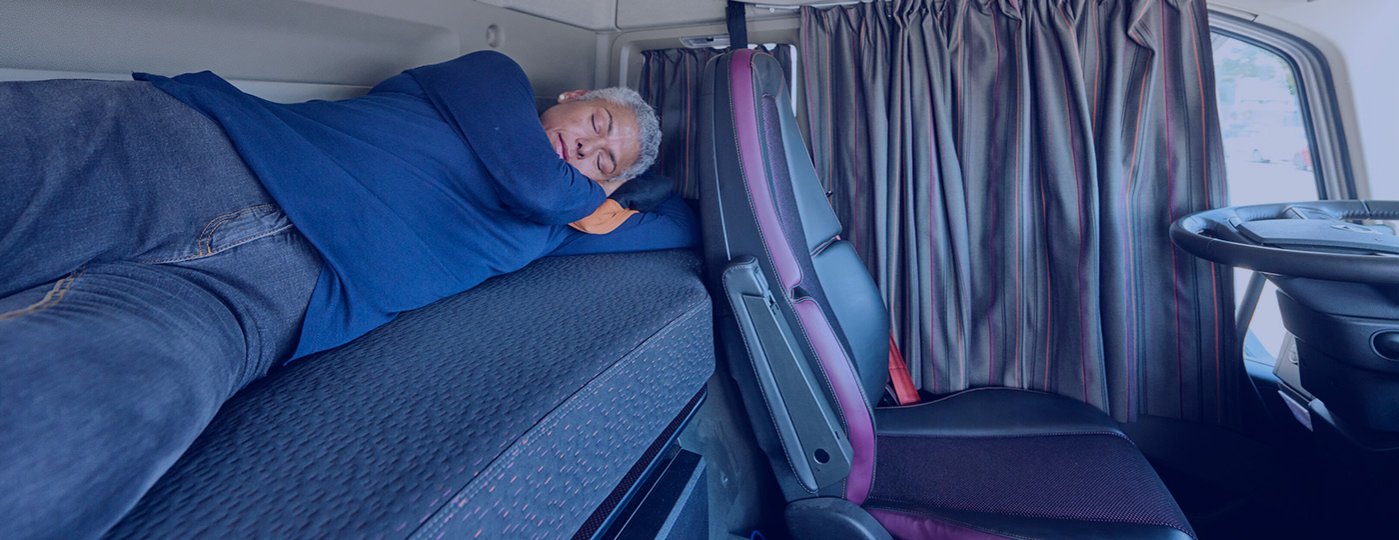 Slapen in de vrachtwagencabine